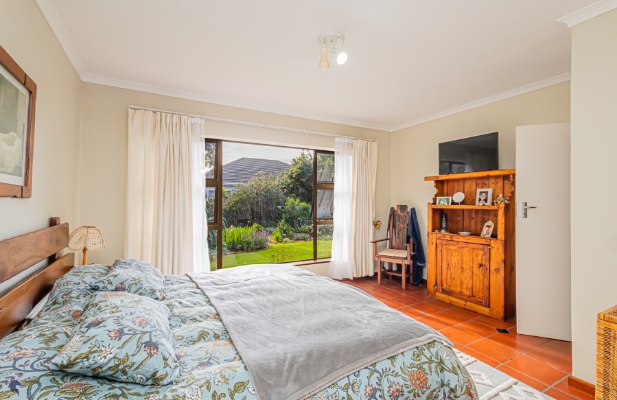 4 Bedroom Property for Sale in Country Club Western Cape